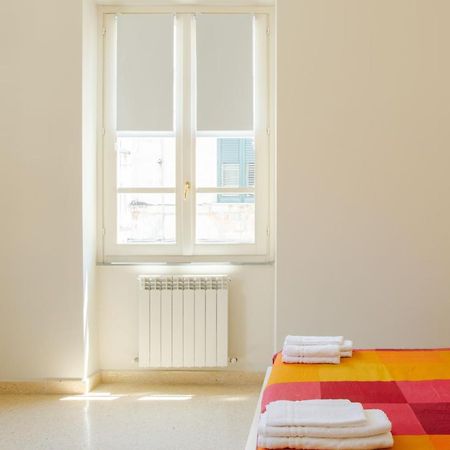Corner Cavour Apartment Сассари Экстерьер фото