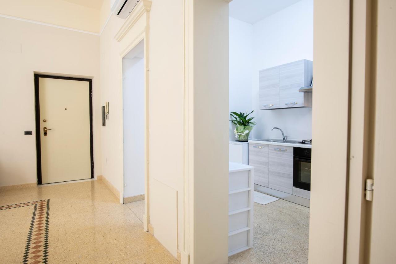 Corner Cavour Apartment Сассари Экстерьер фото
