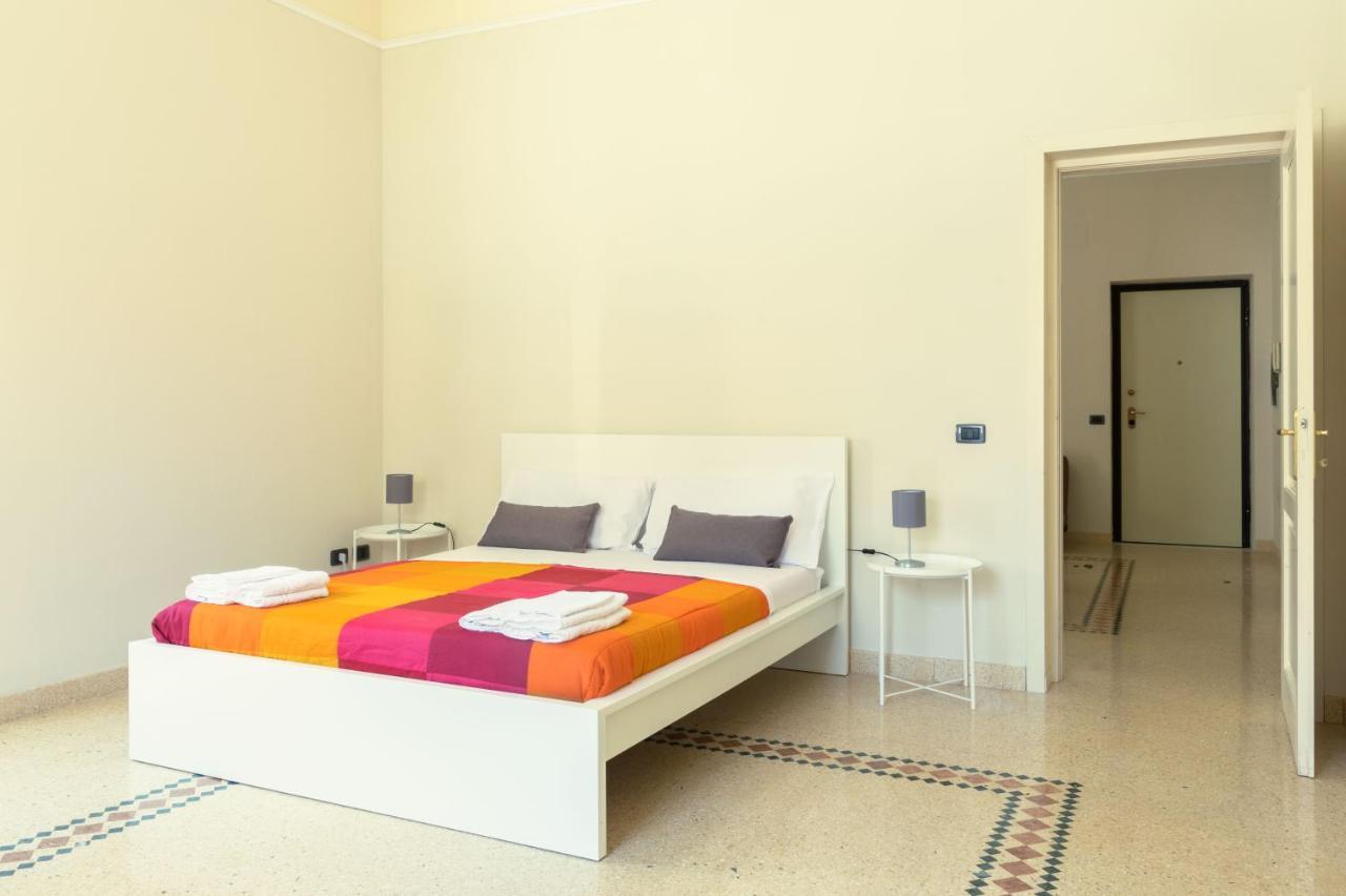 Corner Cavour Apartment Сассари Экстерьер фото